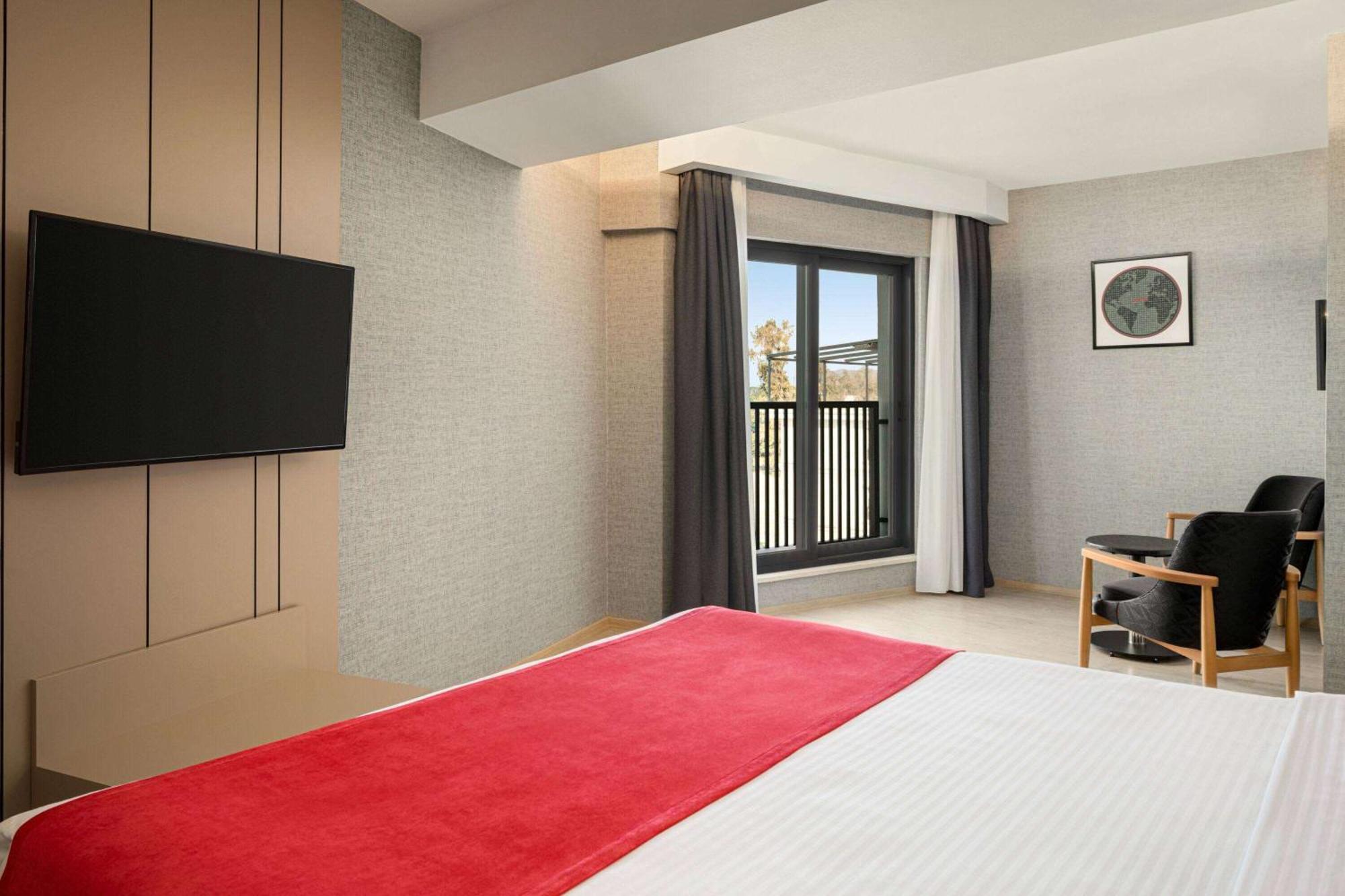 Ramada By Wyndham Dalaman Eksteriør billede