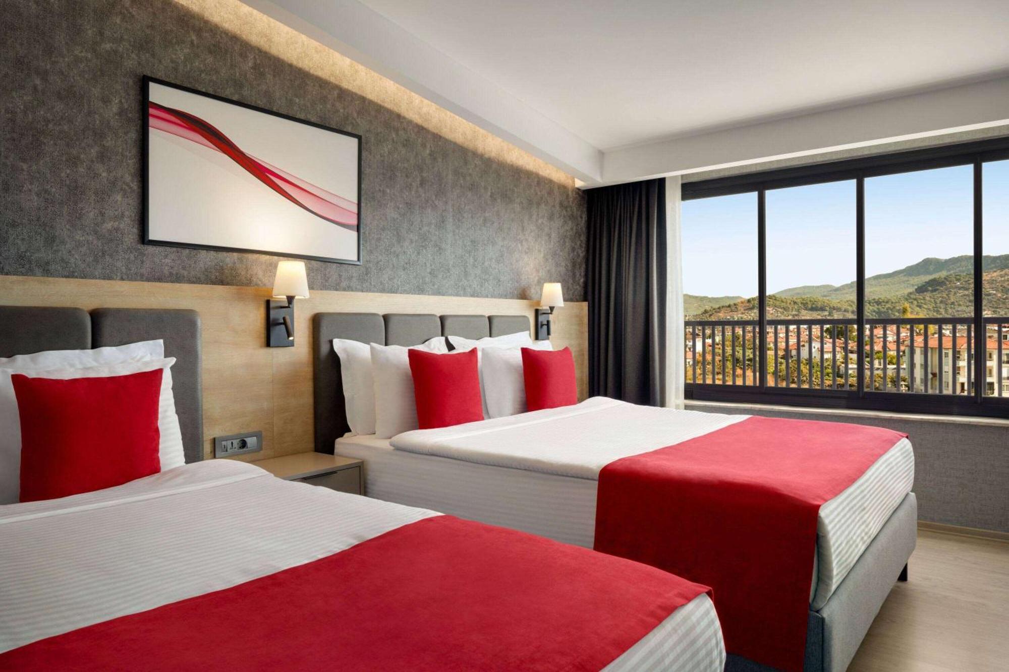 Ramada By Wyndham Dalaman Eksteriør billede