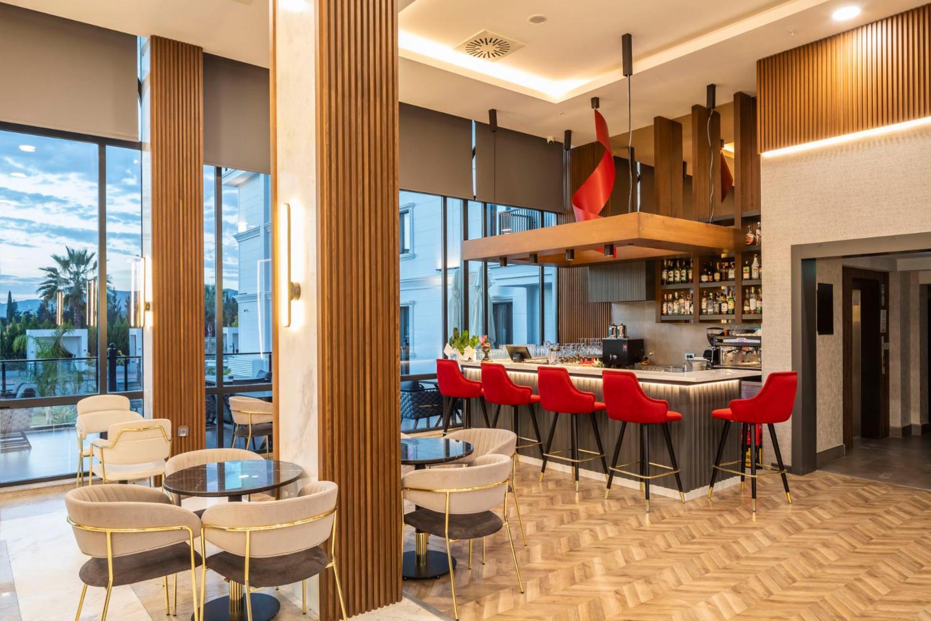 Ramada By Wyndham Dalaman Eksteriør billede
