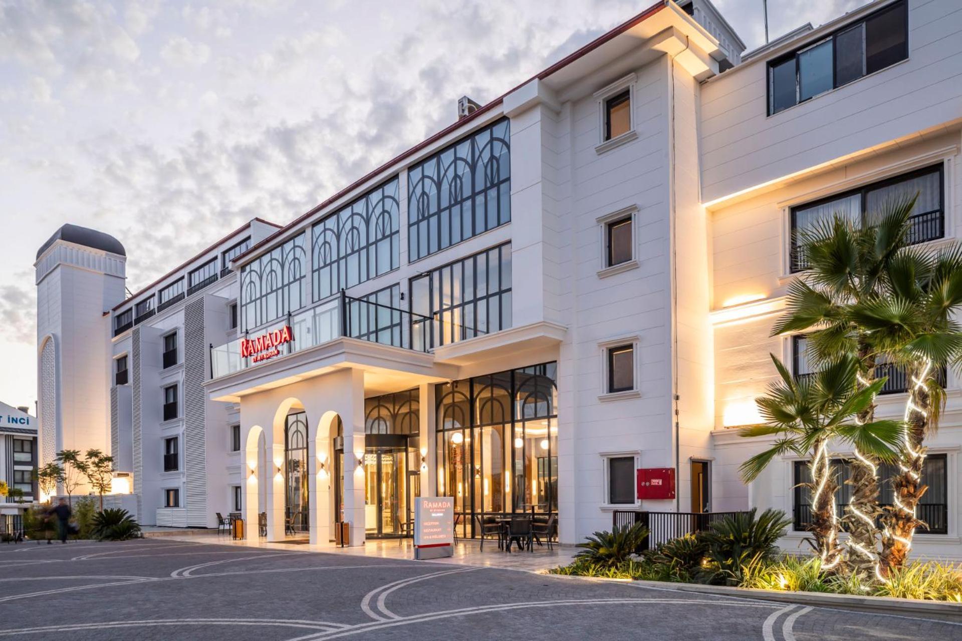 Ramada By Wyndham Dalaman Eksteriør billede